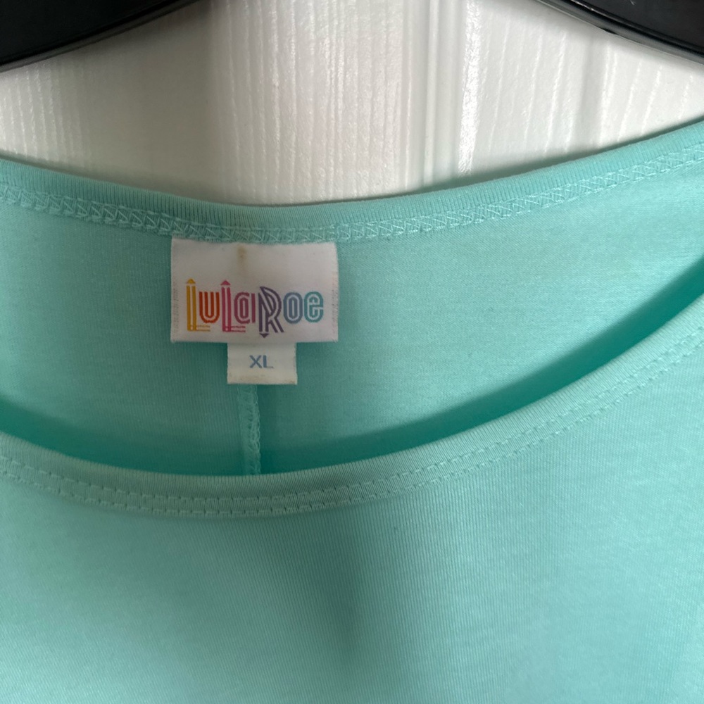 New without tag LuLaRoe Shirt, never worn, size XL
